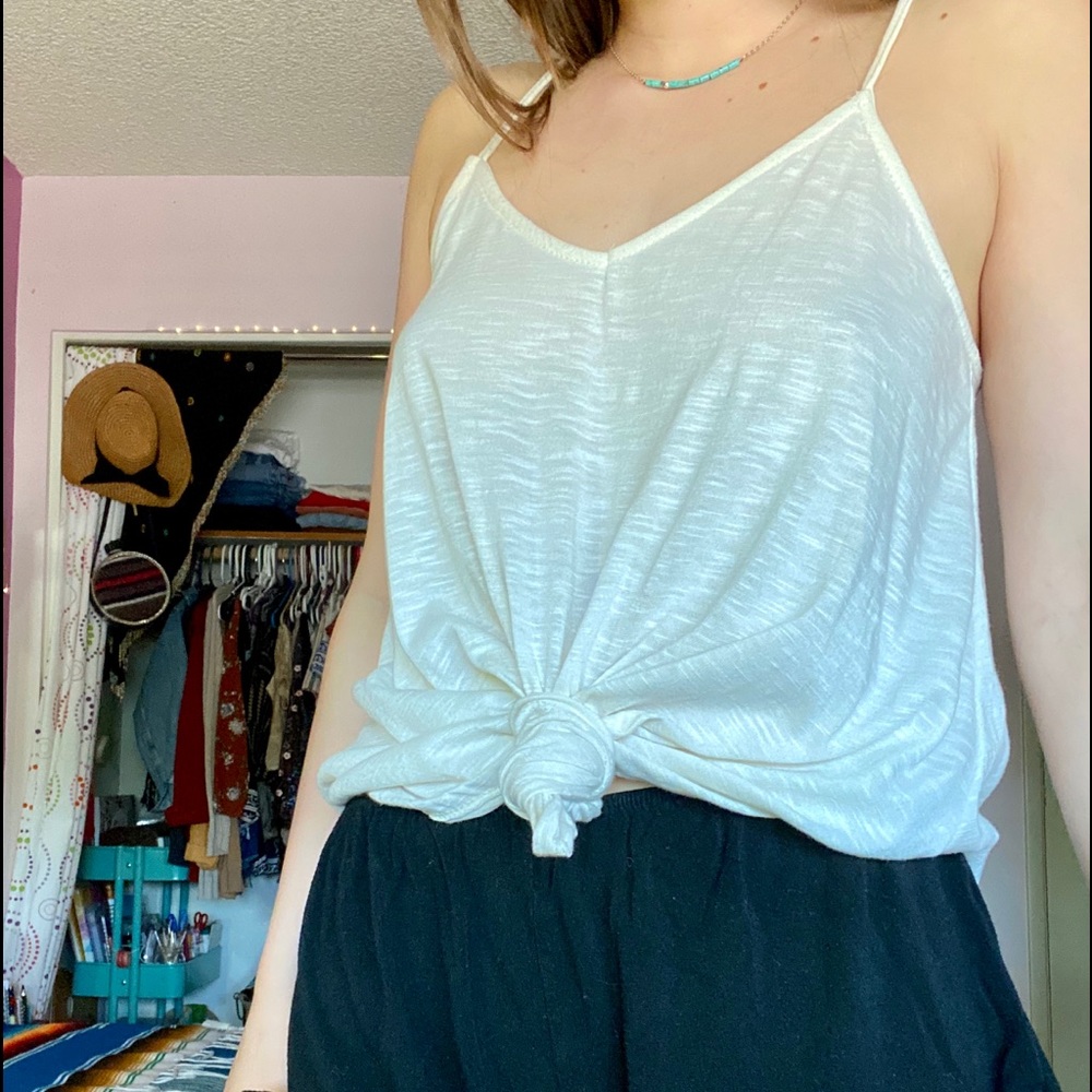 🤩BEAUTIFUL WHITE SHIRT🤩